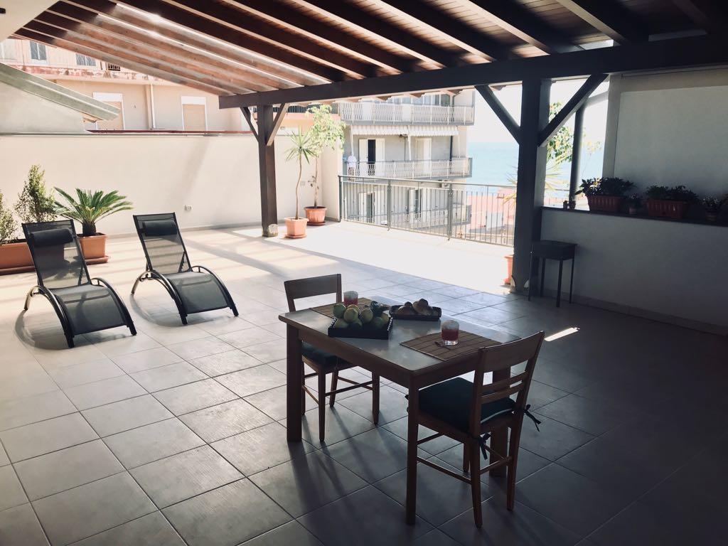 Appartamento Gambero Beach Santa Teresa Di Riva Exterior photo